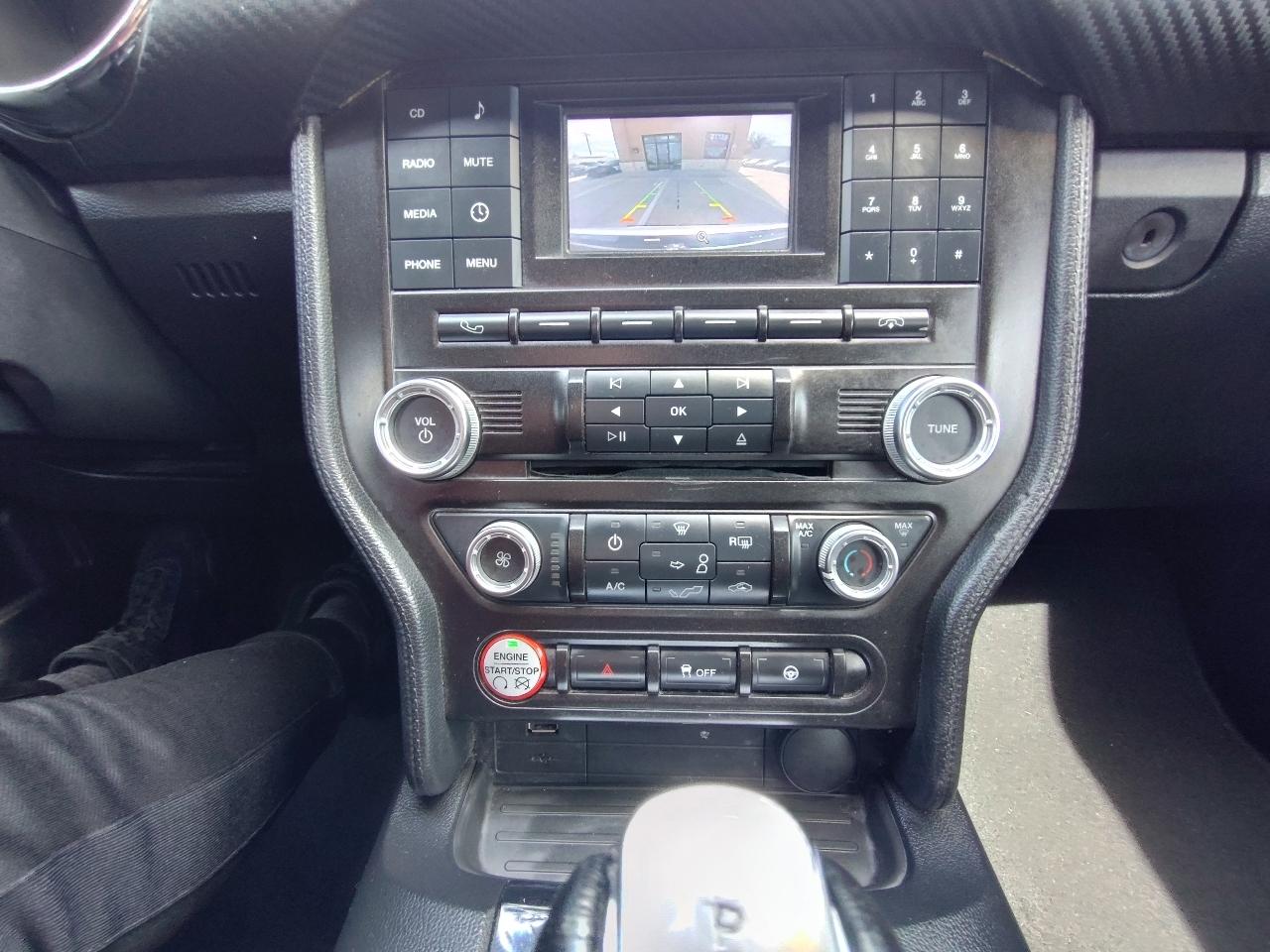 Ford Mustang V6 Coupe 2016