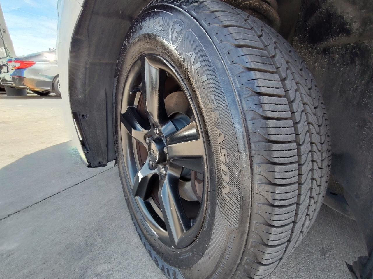 Ford Mustang V6 Coupe 2016