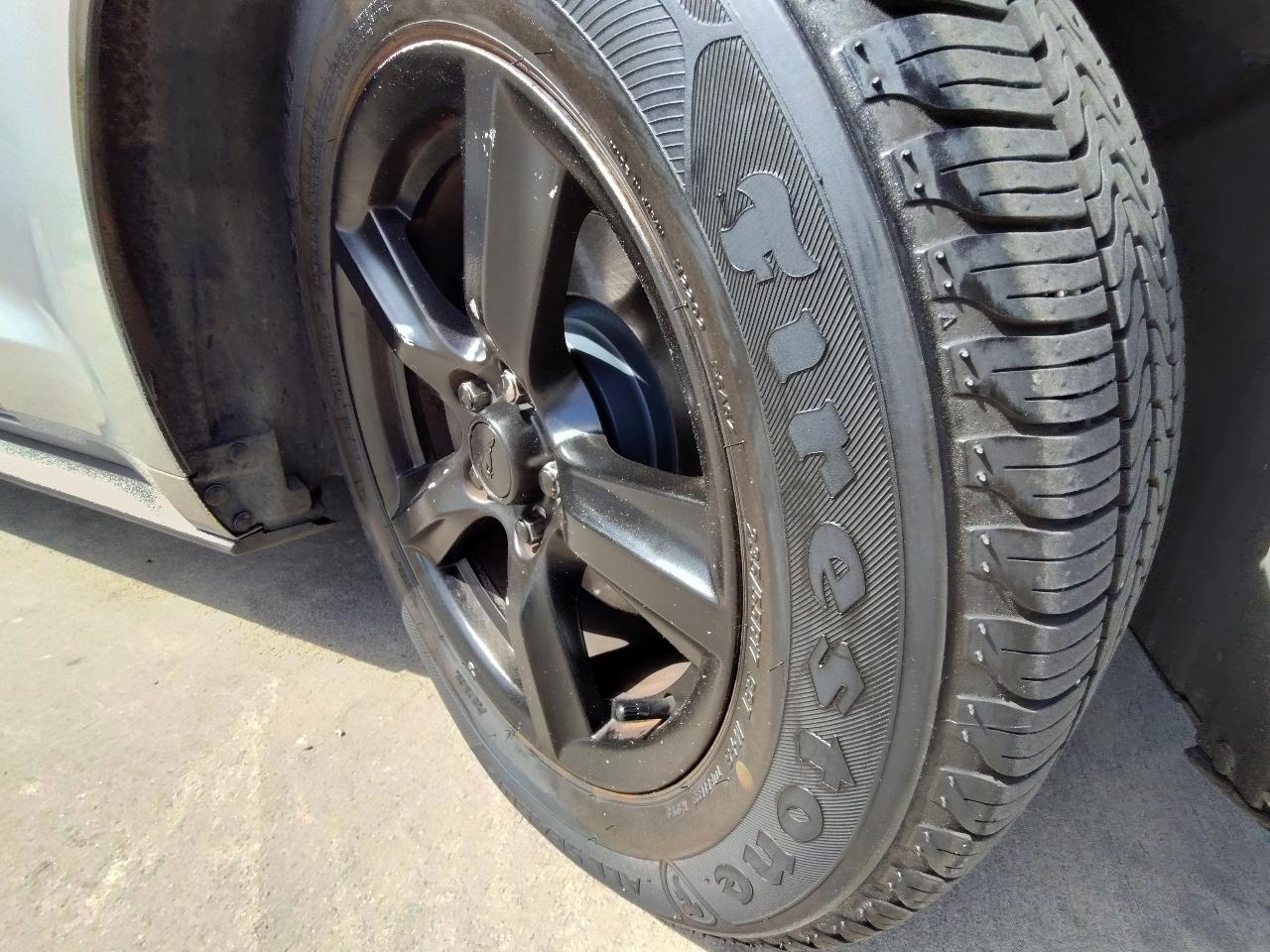 Ford Mustang V6 Coupe 2016