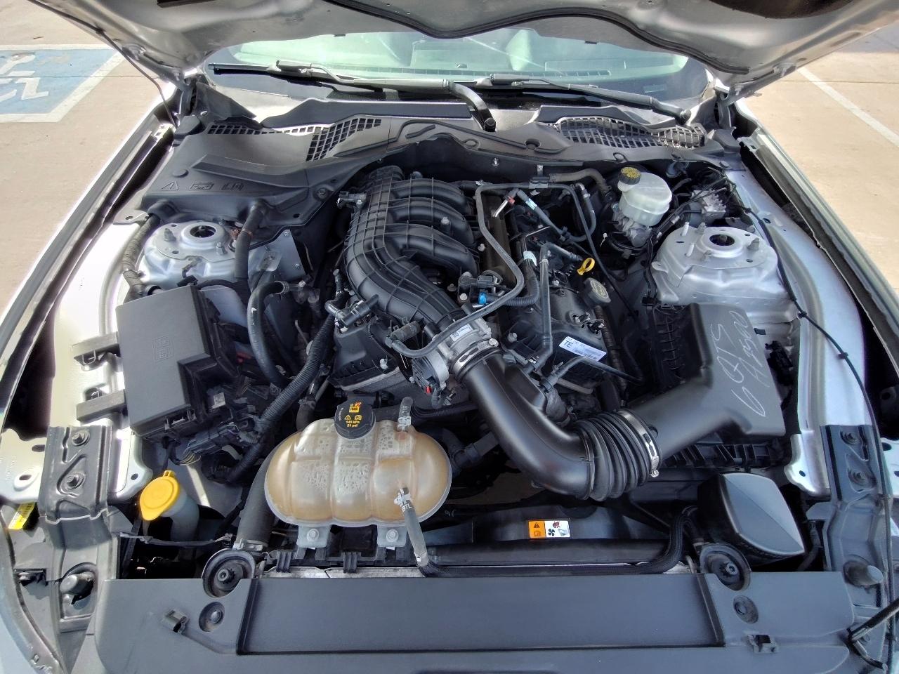 Ford Mustang V6 Coupe 2016