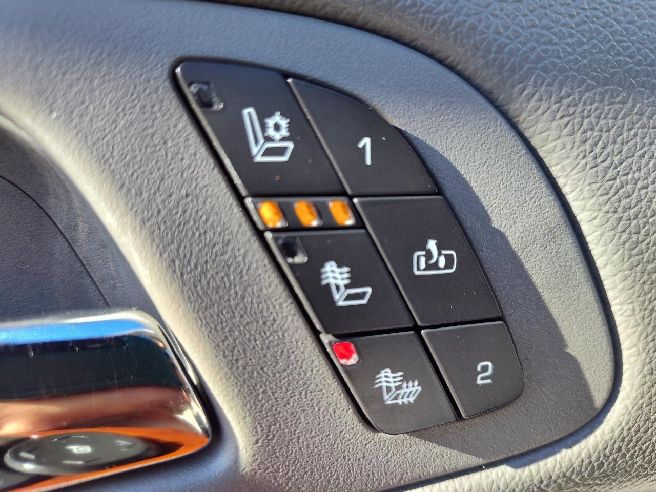 Chevrolet Avalanche LTZ 4D SUV 4WD 2011