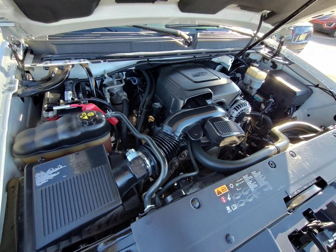 Chevrolet Avalanche LTZ 4D SUV 4WD 2011