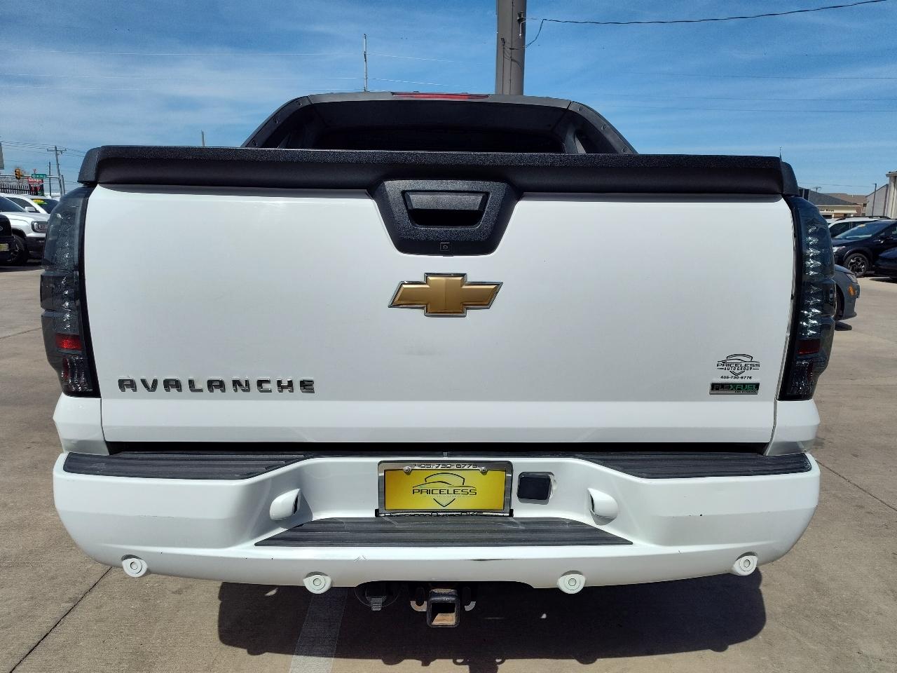 Chevrolet Avalanche LTZ 4D SUV 4WD 2011