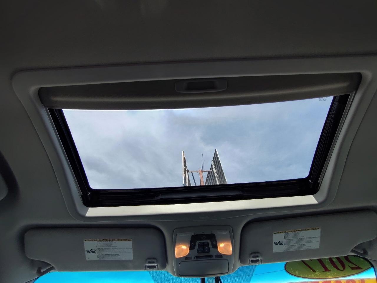 Toyota Sienna Limited Premium 7-Passenger 2017