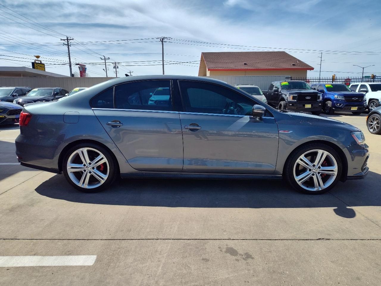 Volkswagen Jetta 2.0T GLI 6A 2017