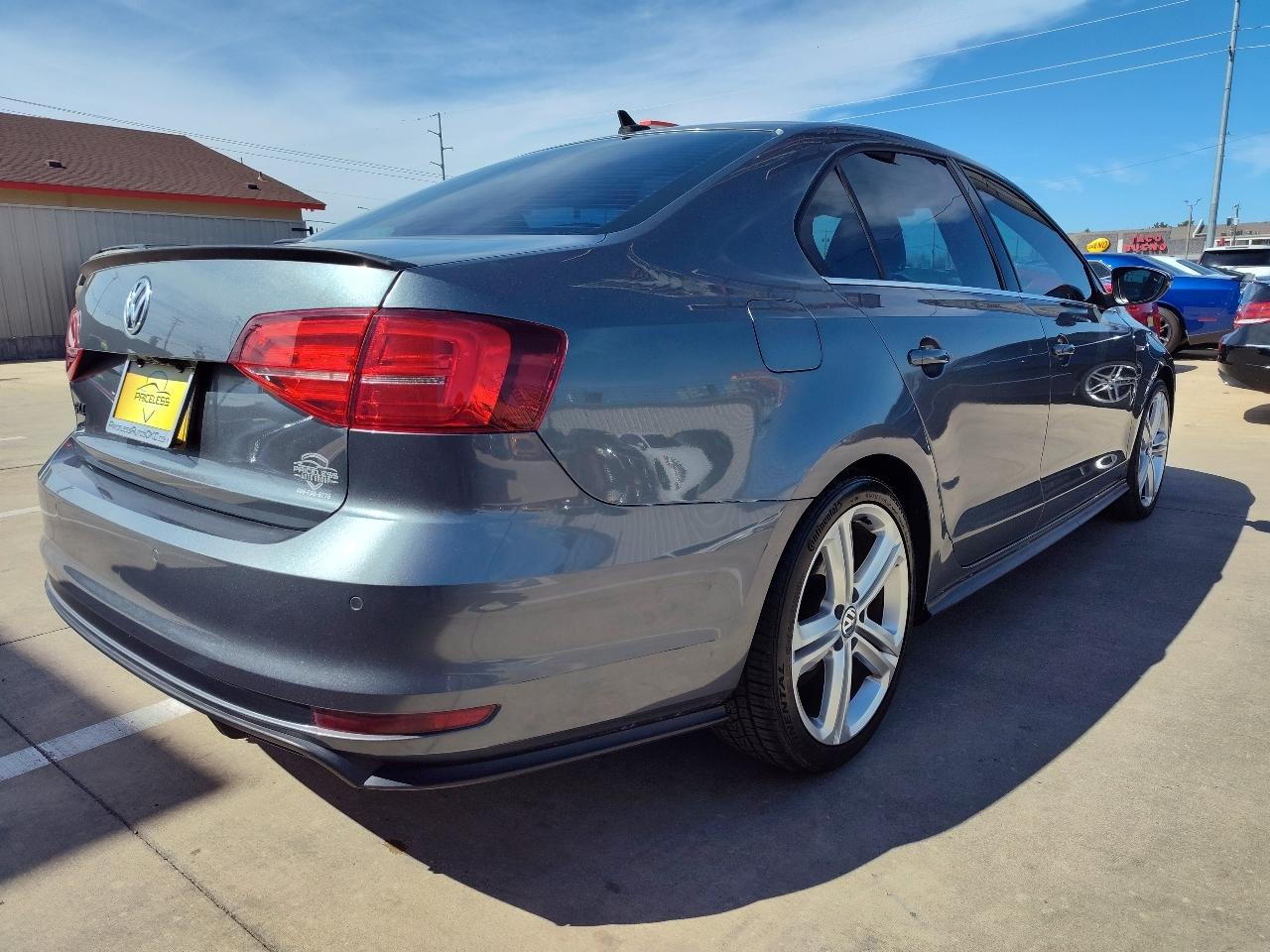 Volkswagen Jetta 2.0T GLI 6A 2017