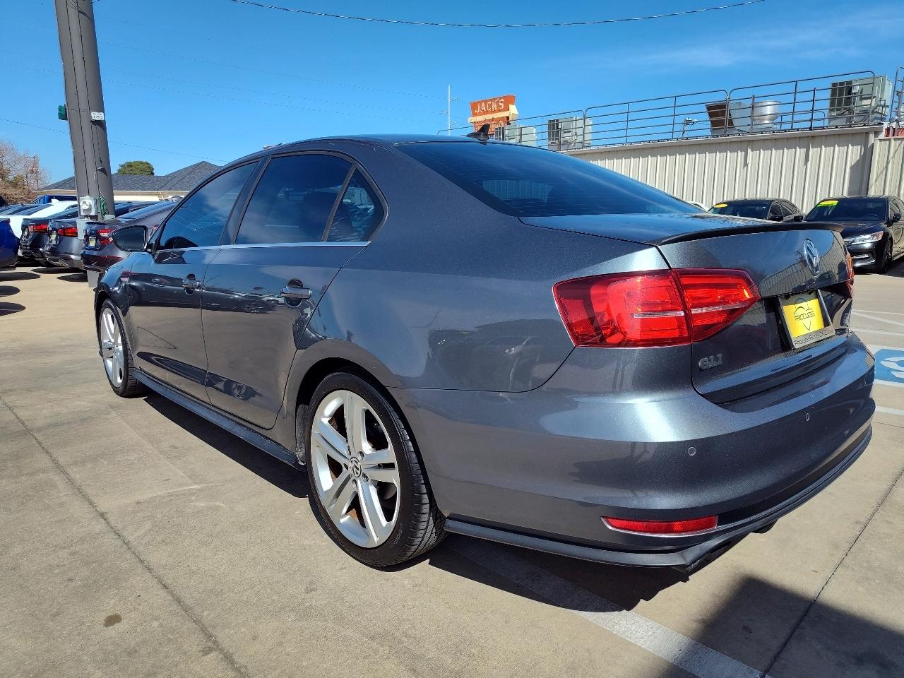Volkswagen Jetta 2.0T GLI 6A 2017