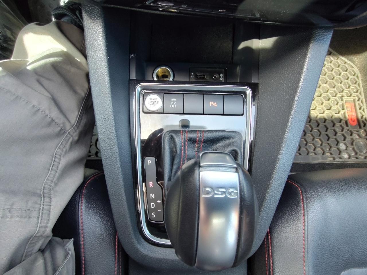 Volkswagen Jetta 2.0T GLI 6A 2017