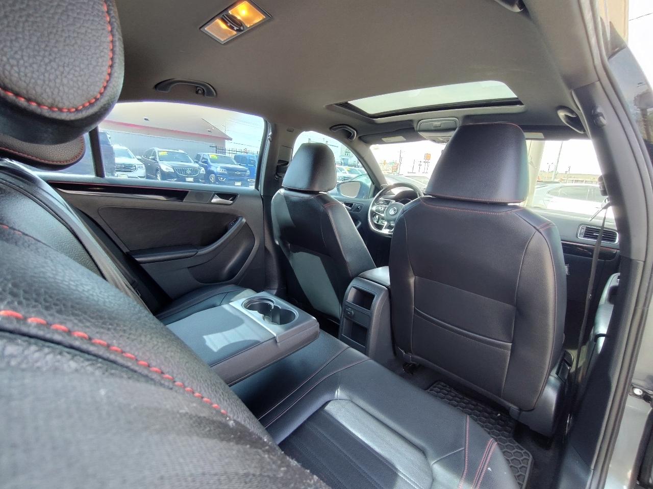 Volkswagen Jetta 2.0T GLI 6A 2017