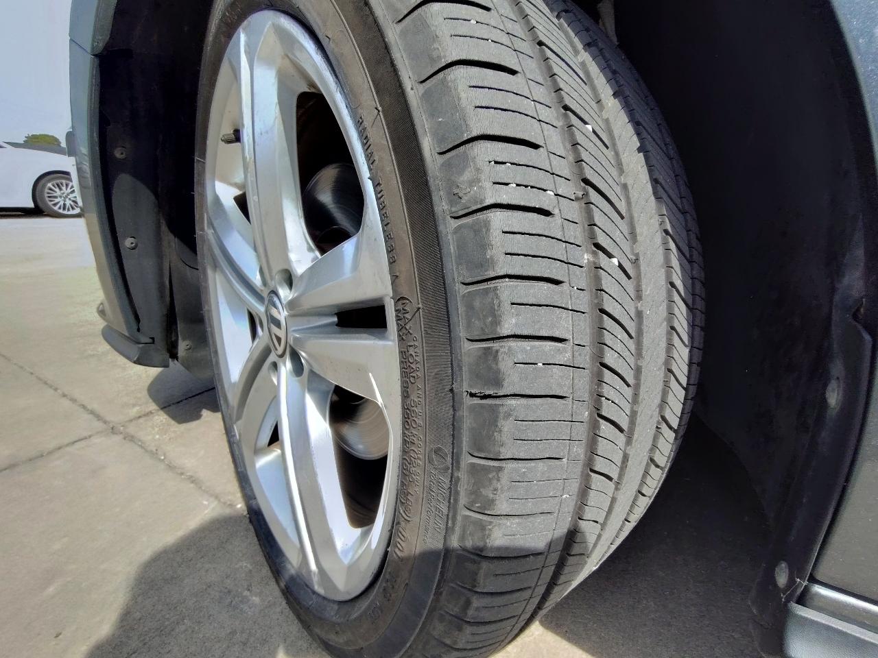 Volkswagen Jetta 2.0T GLI 6A 2017