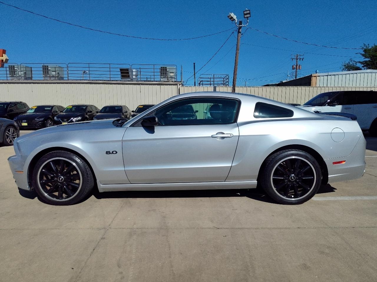 Ford Mustang  2014