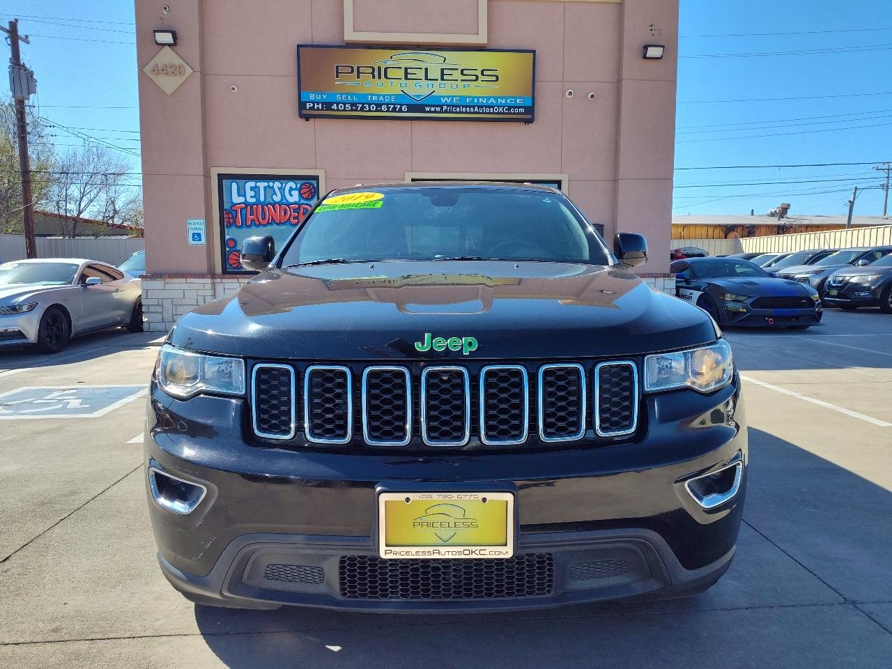 Jeep Grand Cherokee Laredo 4D SUV RWD 2019