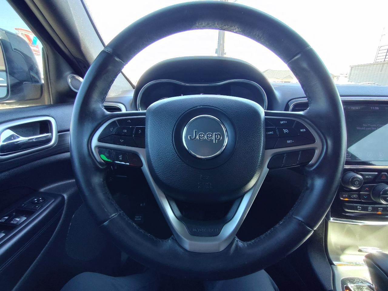 Jeep Grand Cherokee Laredo 4D SUV RWD 2019