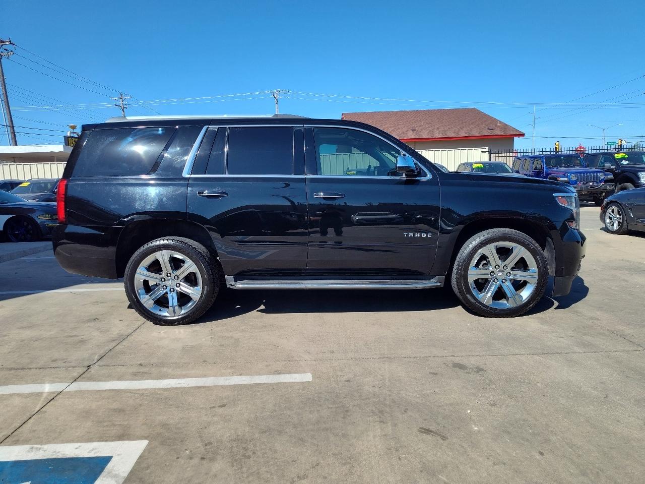 Chevrolet Tahoe Premier 4D SUV RWD 2017