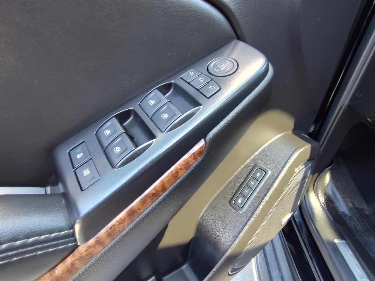 Chevrolet Tahoe Premier 4D SUV RWD 2017