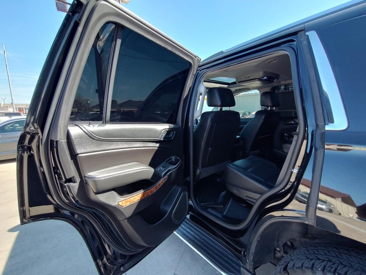 Chevrolet Tahoe Premier 4D SUV RWD 2017