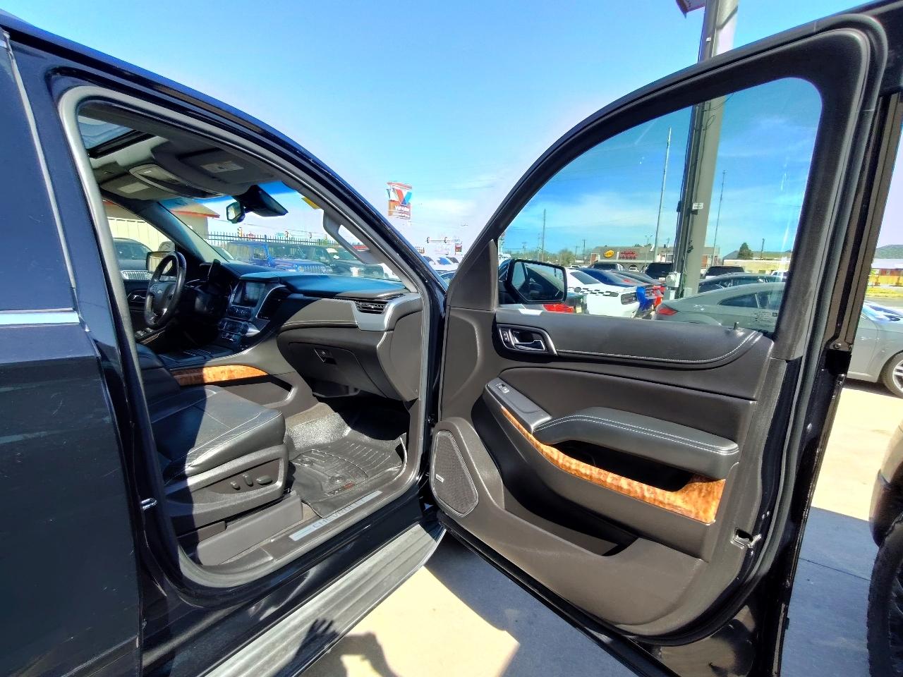 Chevrolet Tahoe Premier 4D SUV RWD 2017