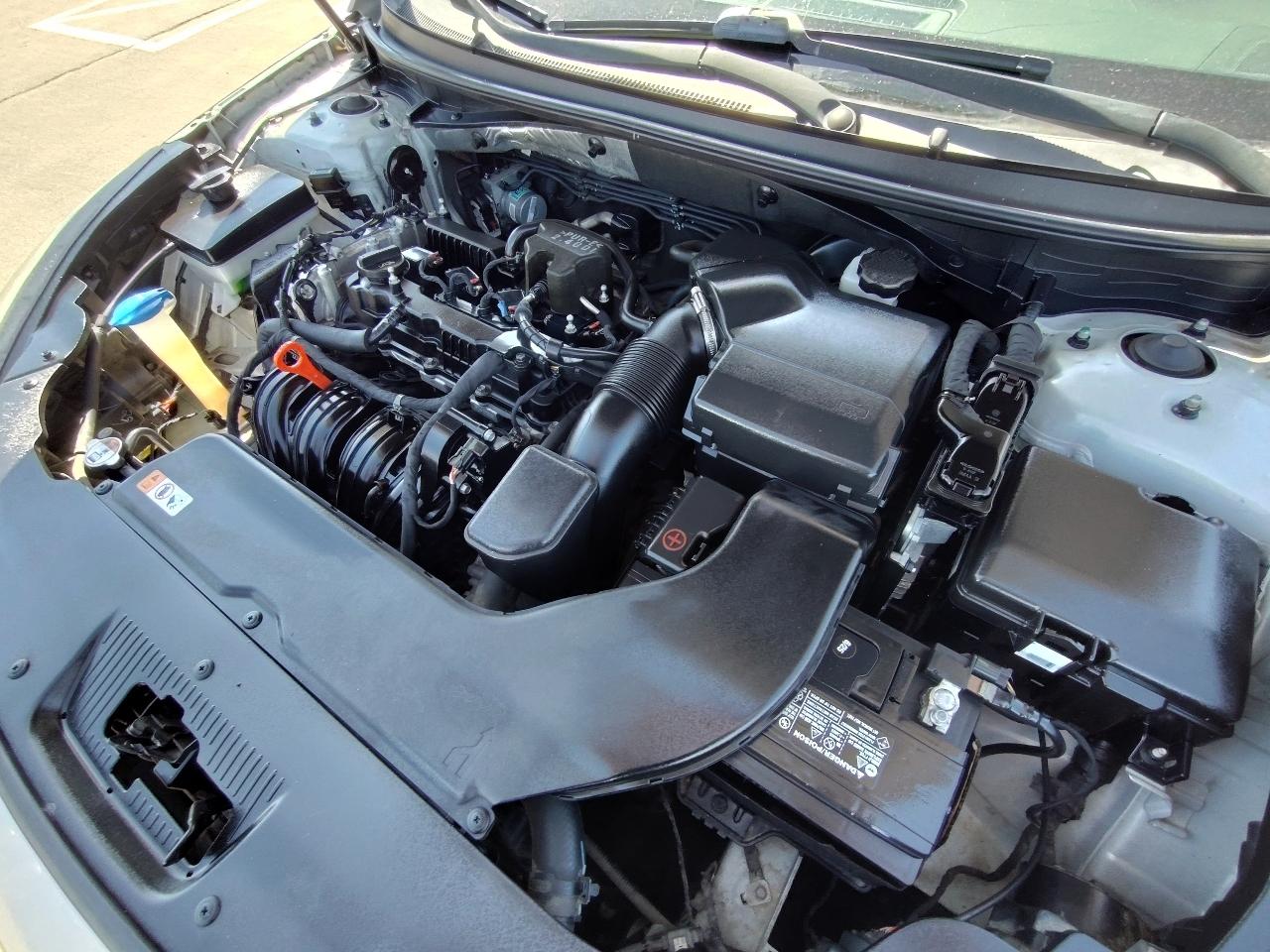 Hyundai Sonata Sport + 4D Sedan 2.4 2015