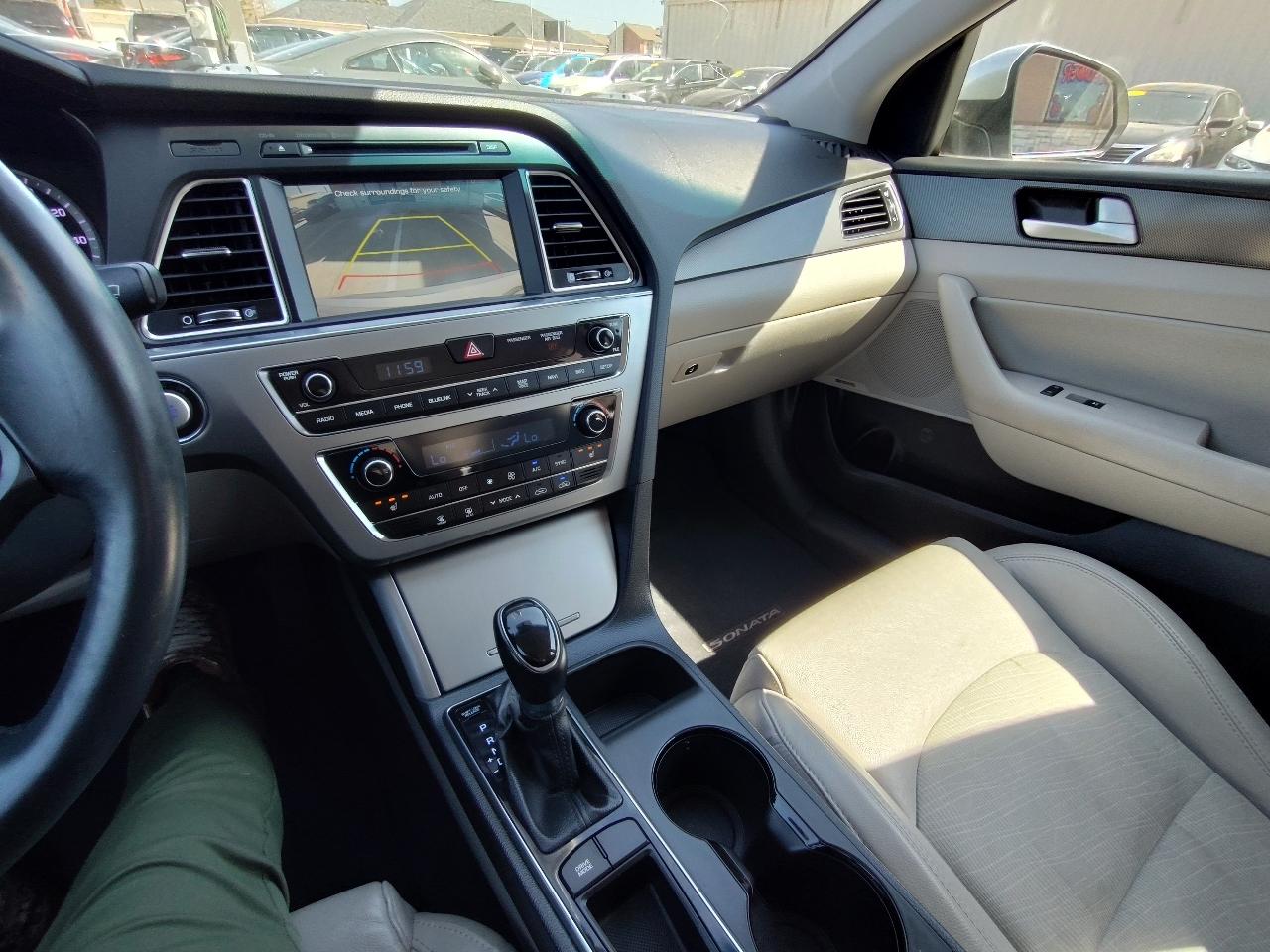 Hyundai Sonata Sport + 4D Sedan 2.4 2015