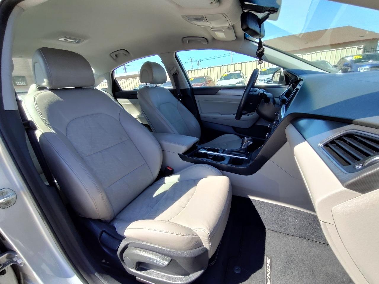 Hyundai Sonata Sport + 4D Sedan 2.4 2015