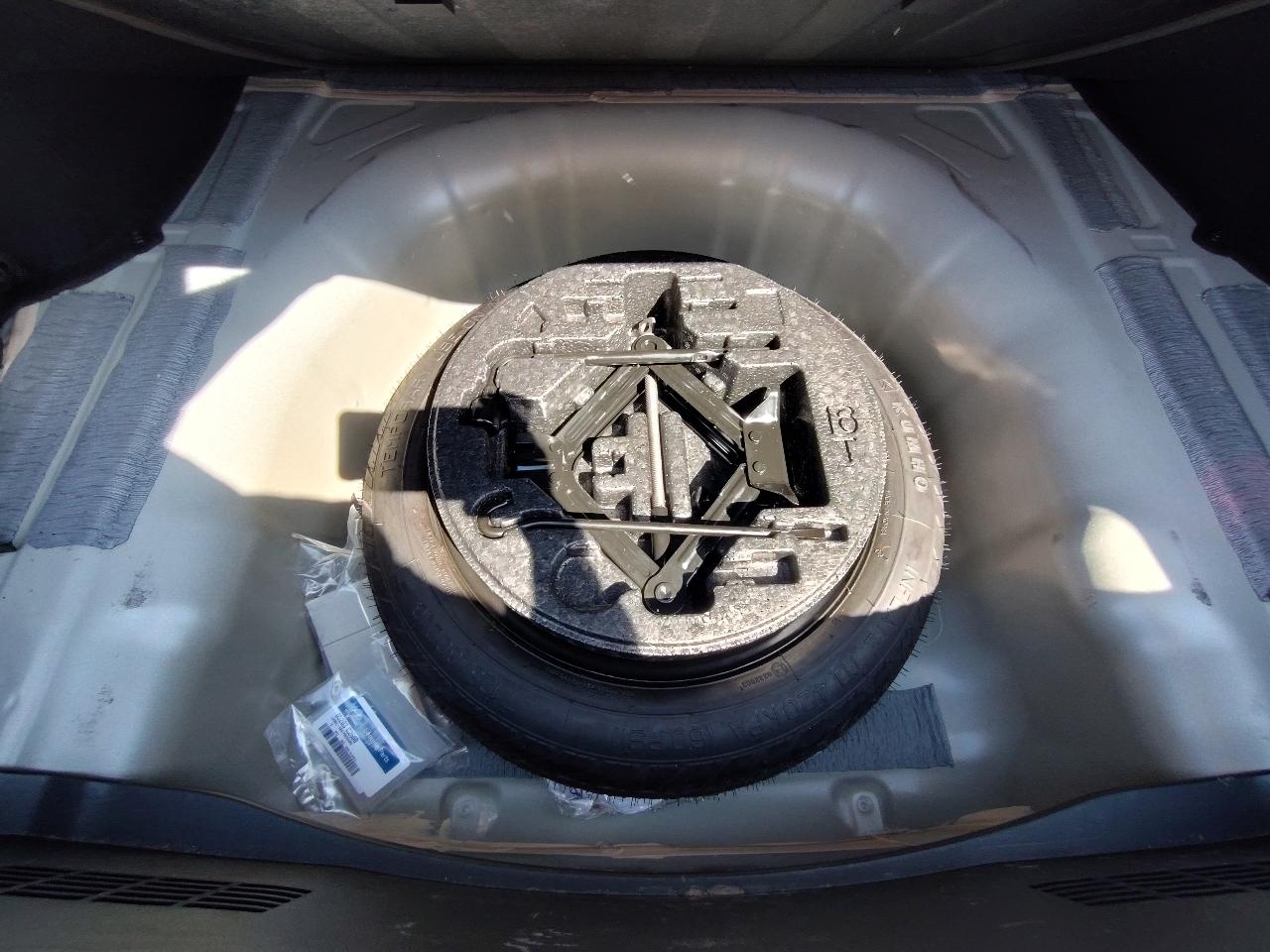 Hyundai Sonata Sport + 4D Sedan 2.4 2015