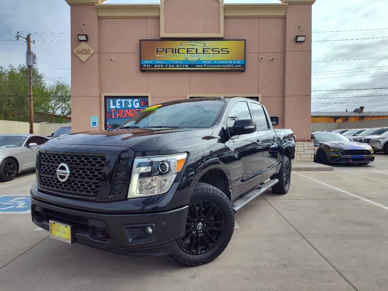 2018 Nissan Titan SV Crew Cab 4WD