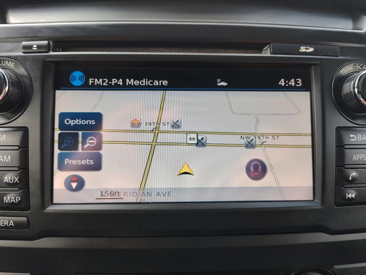 Nissan Titan SV Crew Cab 4WD 2018