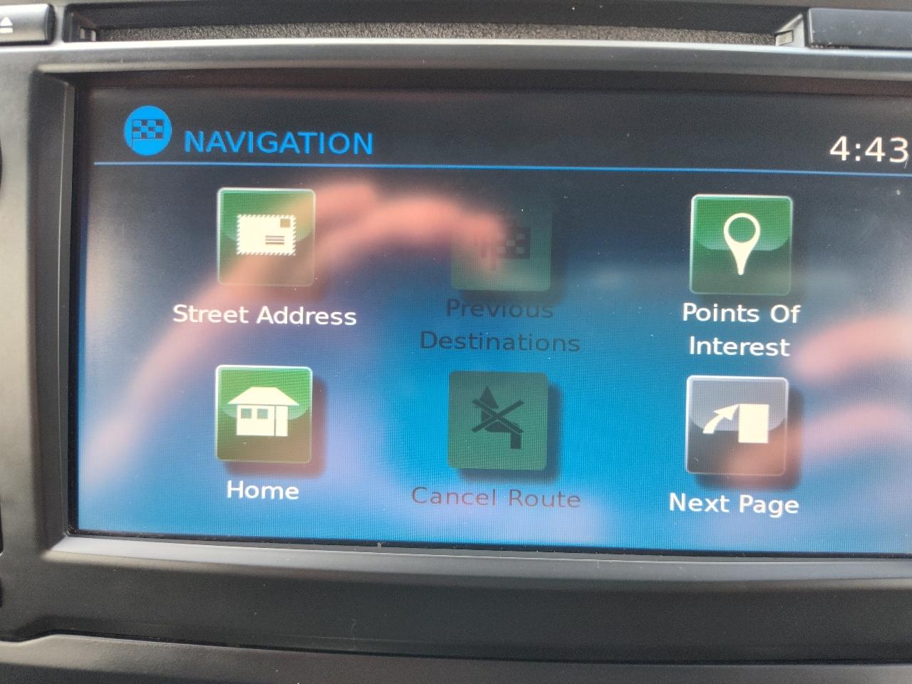 Nissan Titan SV Crew Cab 4WD 2018