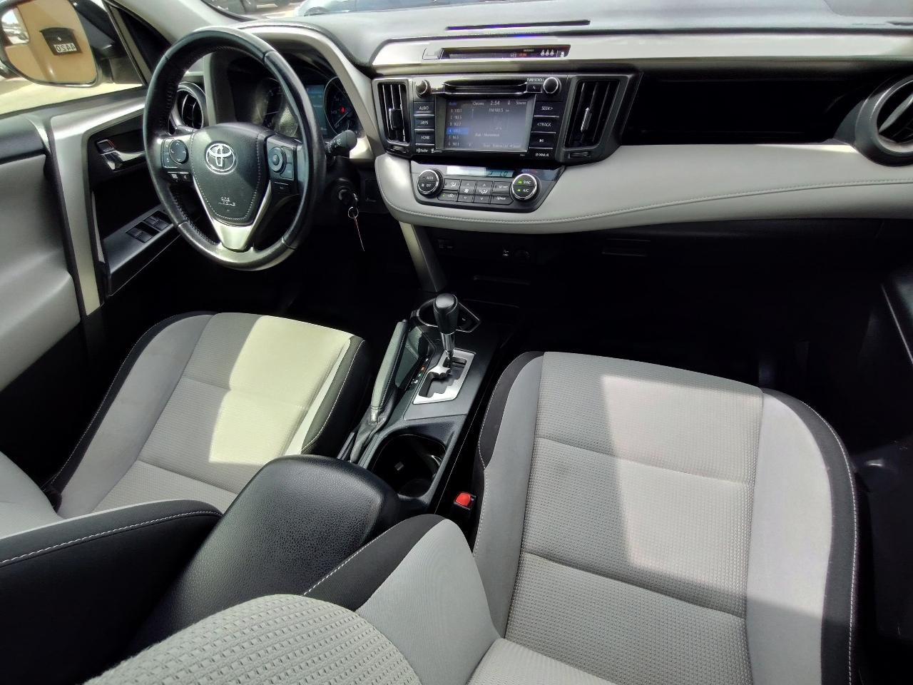 Toyota RAV4 XLE Premium 4D SUV FWD 2017
