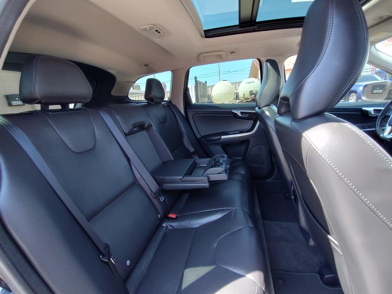 Volvo XC60 T5 Drive-E Premier FWD 2016