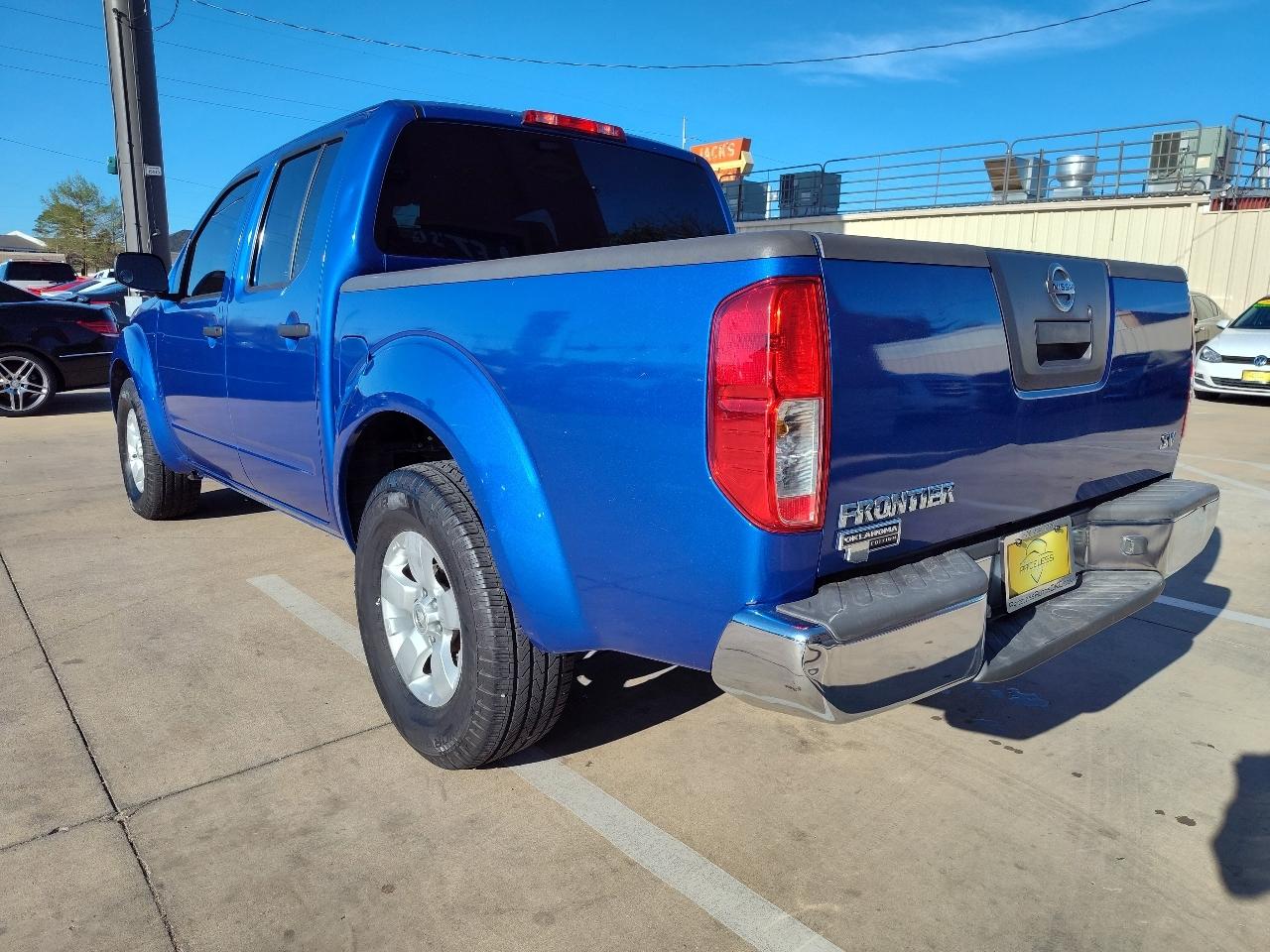 Nissan Frontier S Crew Cab 2WD 2012