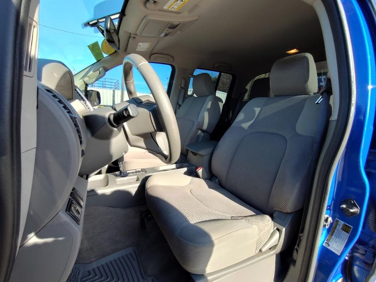 Nissan Frontier S Crew Cab 2WD 2012