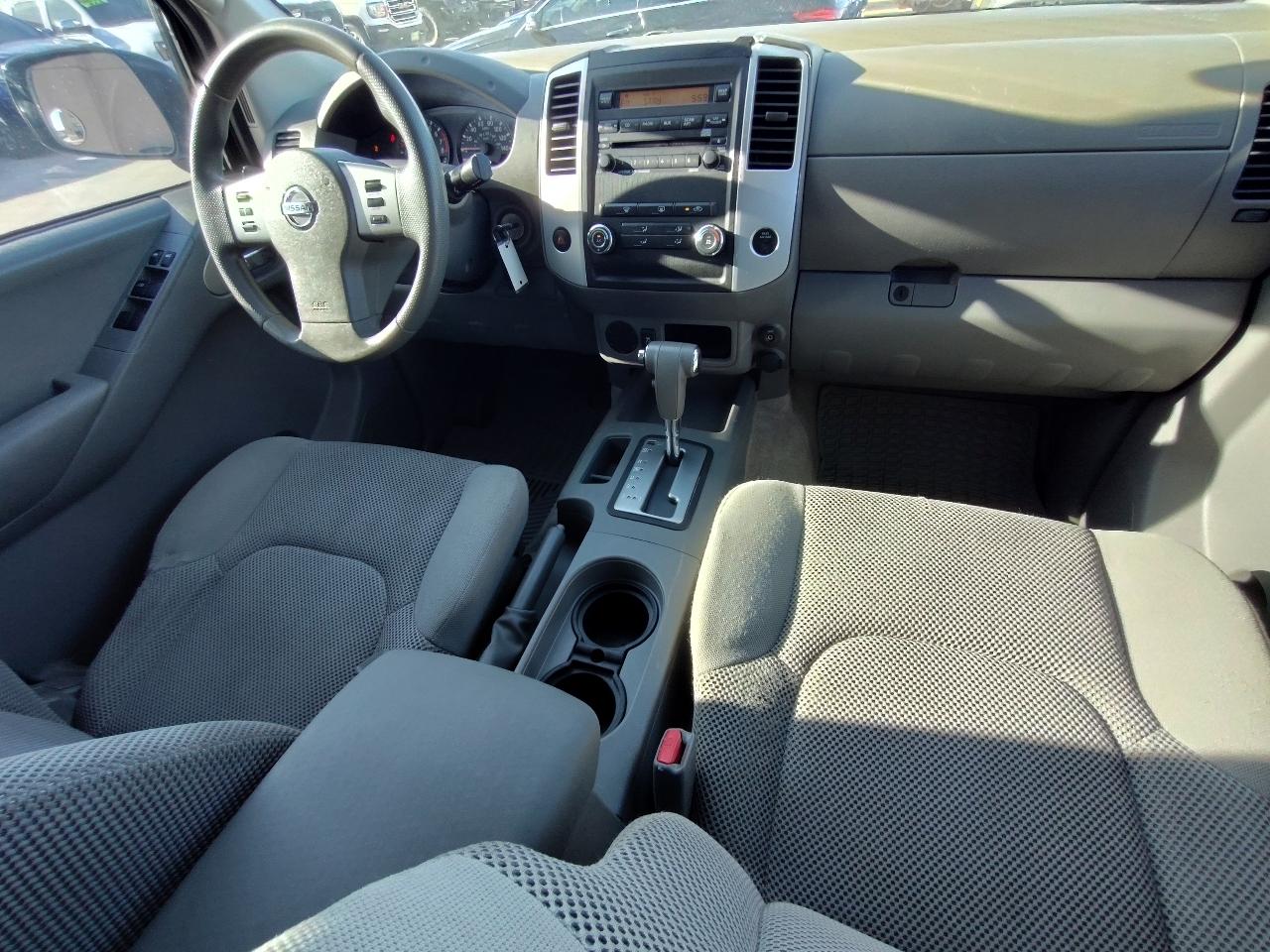 Nissan Frontier S Crew Cab 2WD 2012