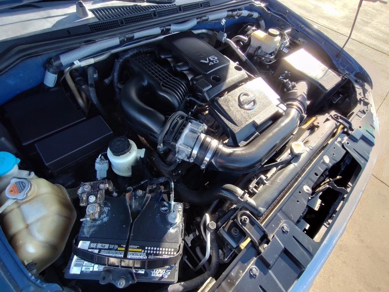 Nissan Frontier S Crew Cab 2WD 2012