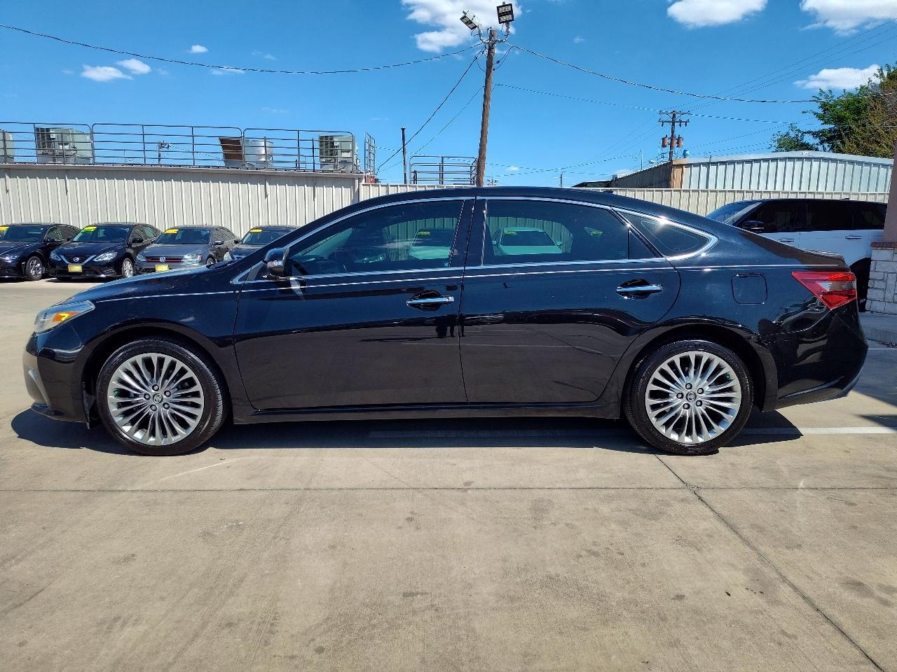 Toyota Avalon Limited 4D Sedan 2017