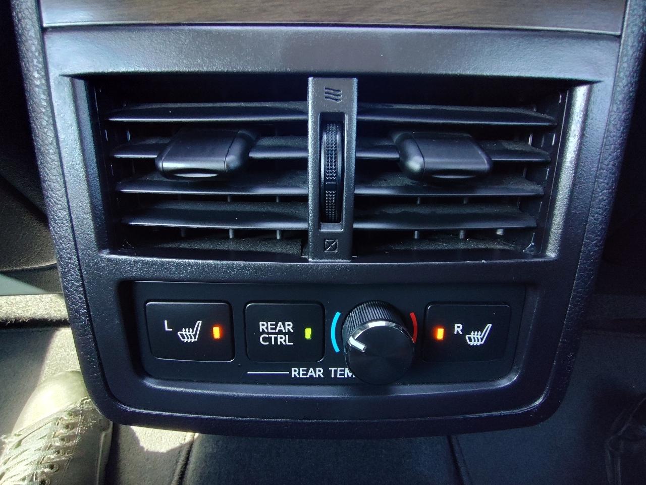 Toyota Avalon Limited 4D Sedan 2017