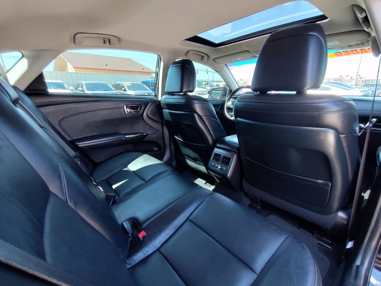 Toyota Avalon Limited 4D Sedan 2017