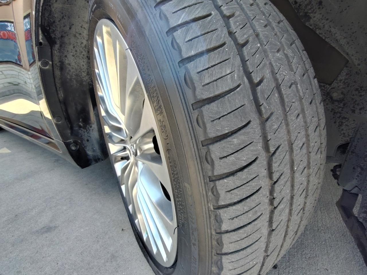 Toyota Avalon Limited 4D Sedan 2017