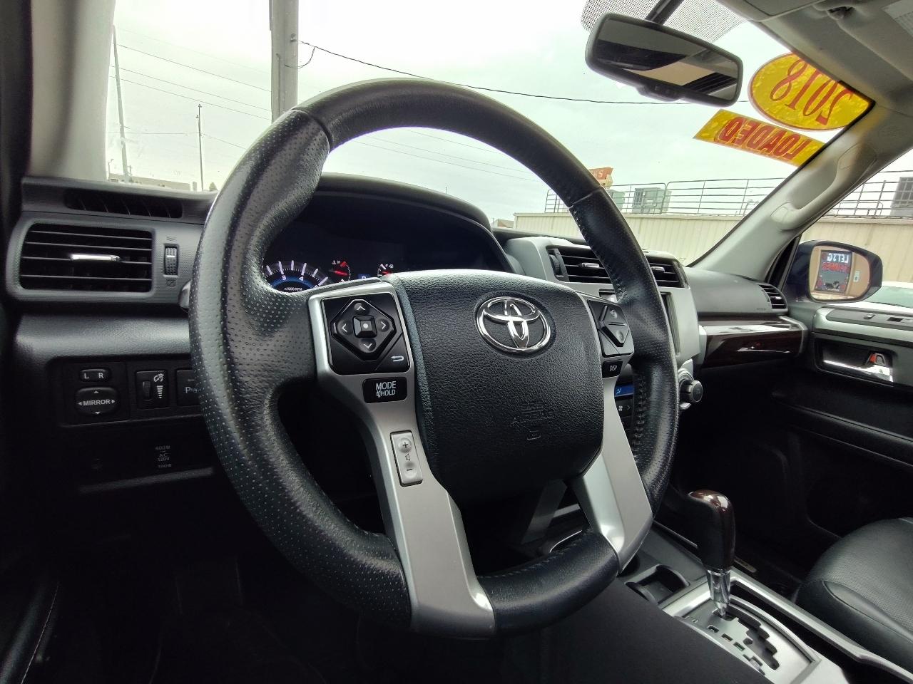 Toyota 4Runner Limited 4D SUV RWD V6 2018