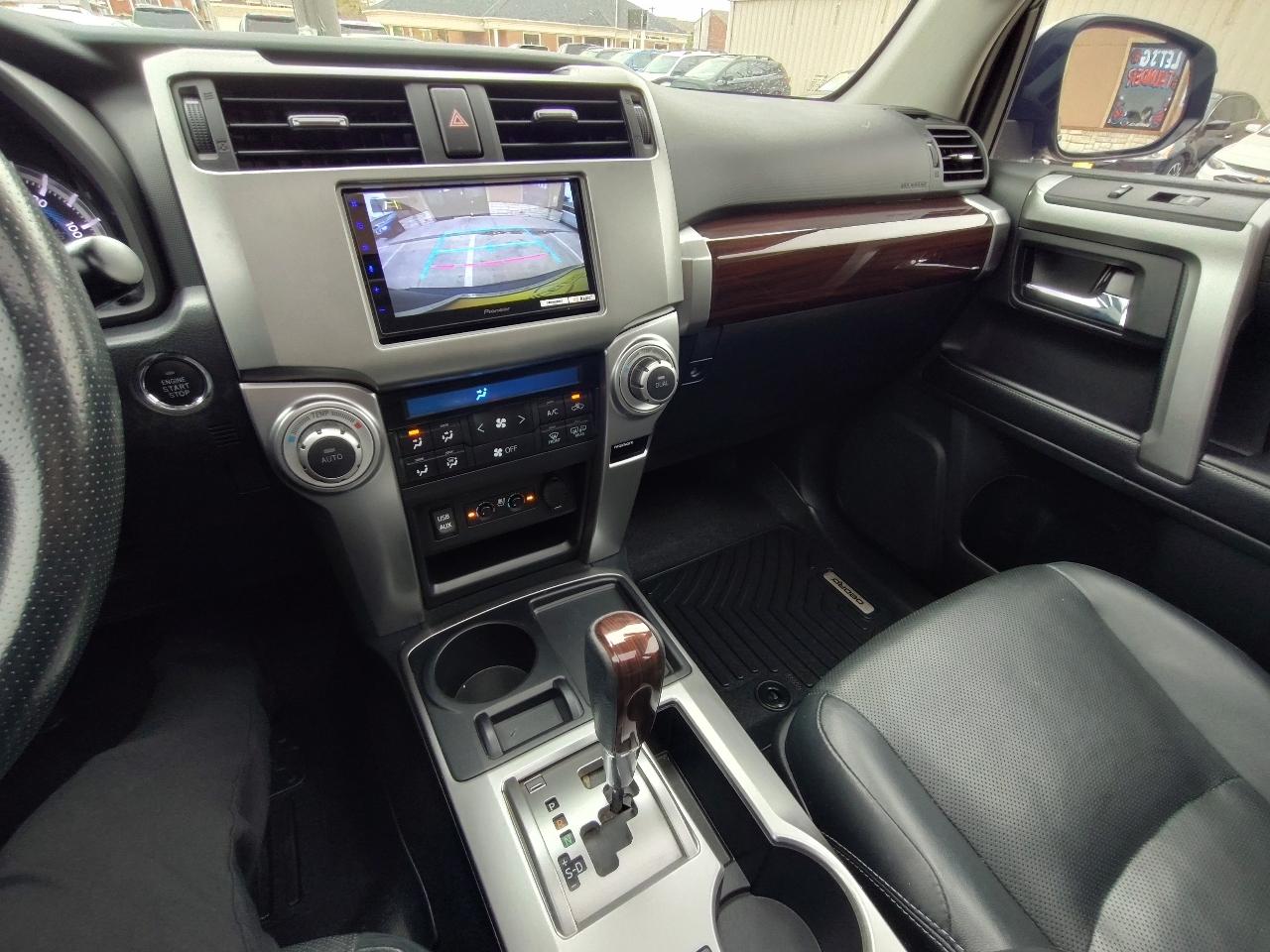 Toyota 4Runner Limited 4D SUV RWD V6 2018