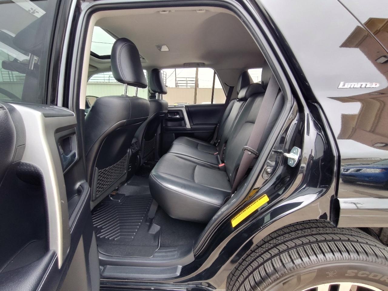 Toyota 4Runner Limited 4D SUV RWD V6 2018