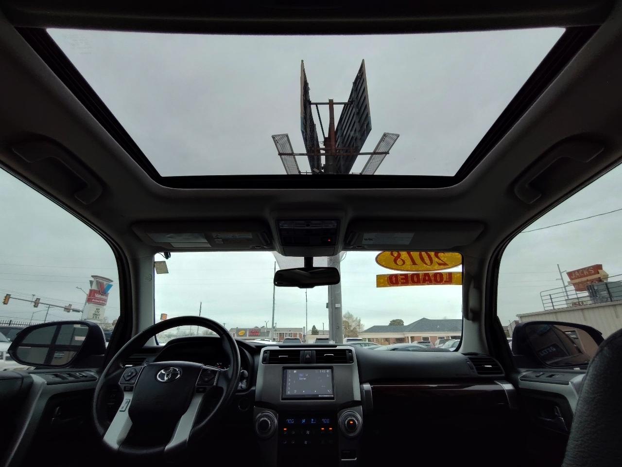 Toyota 4Runner Limited 4D SUV RWD V6 2018