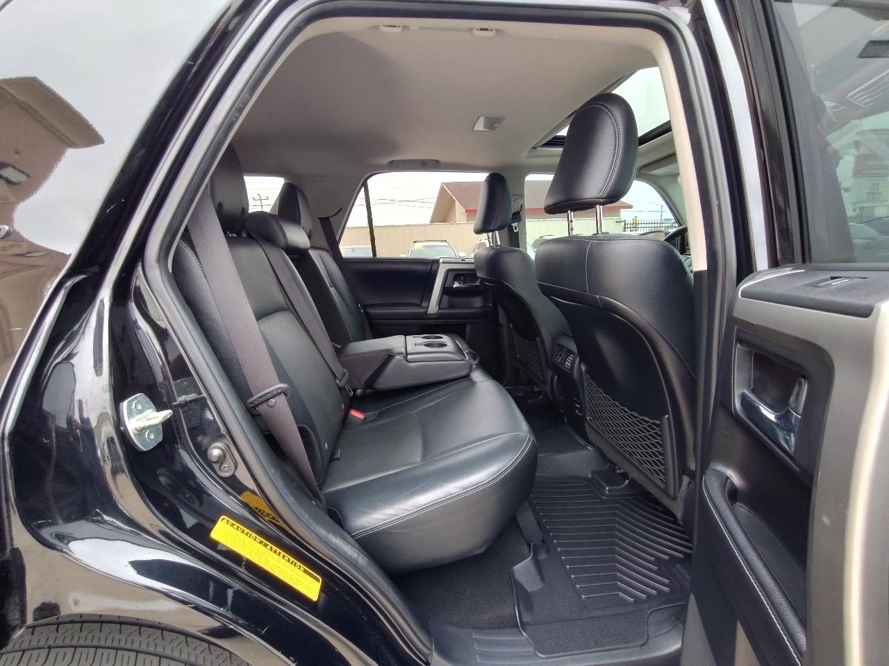 Toyota 4Runner Limited 4D SUV RWD V6 2018