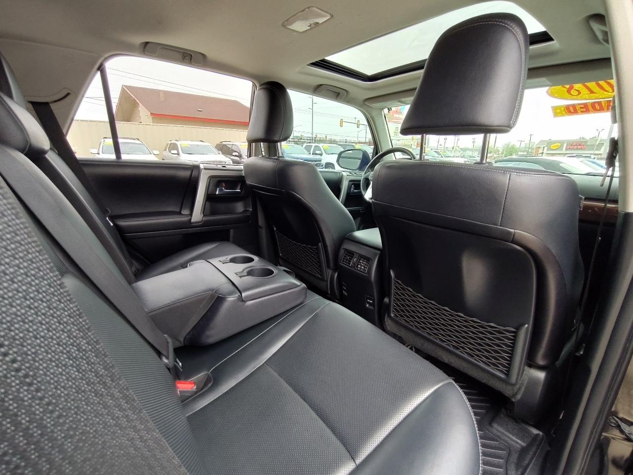 Toyota 4Runner Limited 4D SUV RWD V6 2018