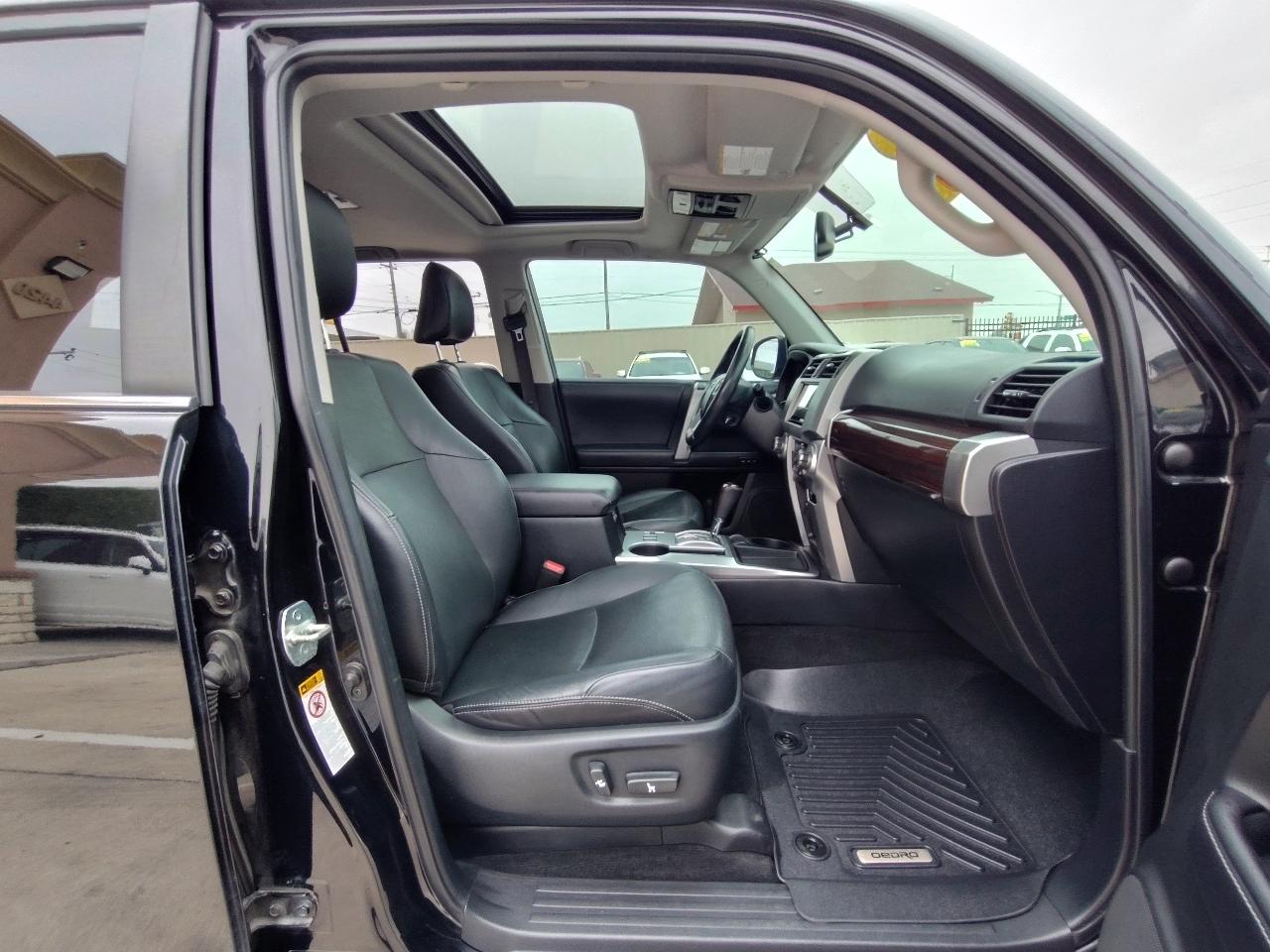 Toyota 4Runner Limited 4D SUV RWD V6 2018