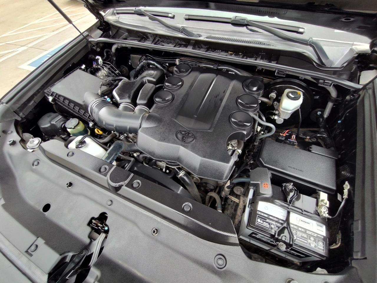 Toyota 4Runner Limited 4D SUV RWD V6 2018