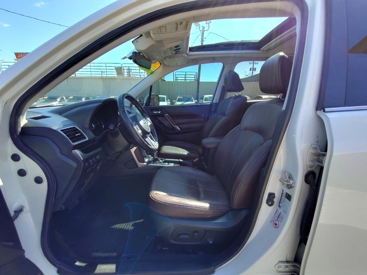 Subaru Forester 2.5i Touring 2017