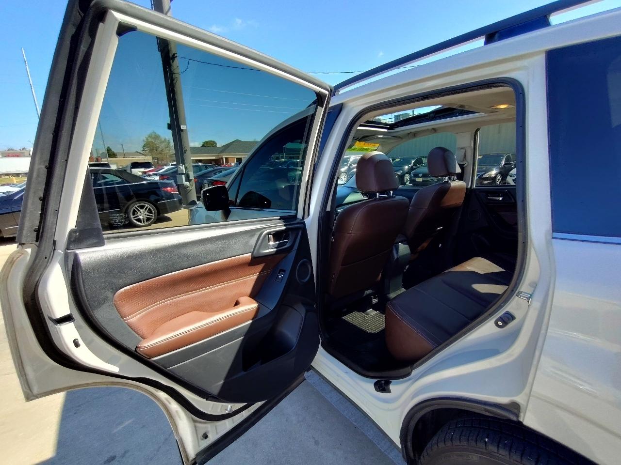 Subaru Forester 2.5i Touring 2017