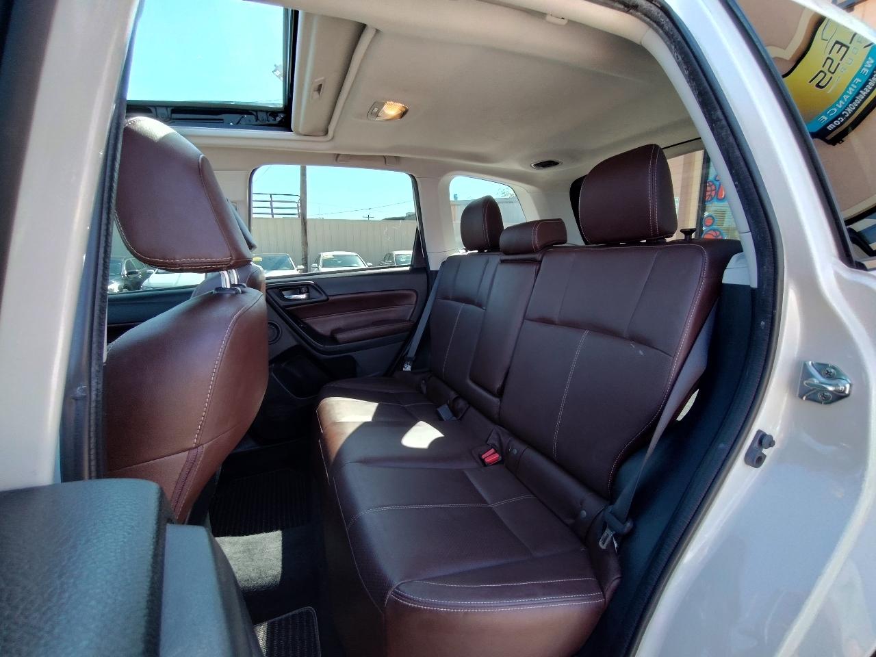 Subaru Forester 2.5i Touring 2017