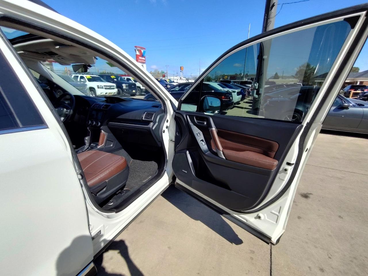 Subaru Forester 2.5i Touring 2017